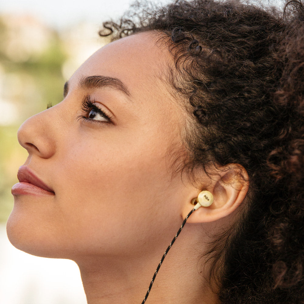 Gold | Nesta In-Ear Headphones - Lifestyle 01