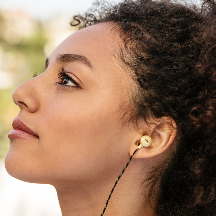 Gold | Nesta In-Ear Headphones - Lifestyle 01