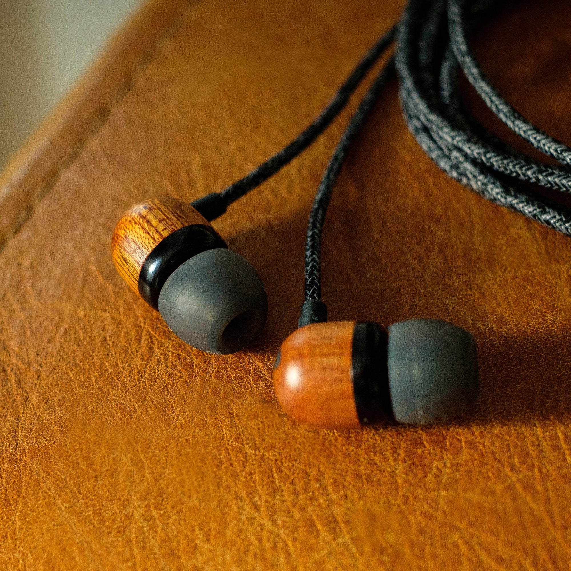 NEW! Smile Jamaica USB-C Earbuds – House of Marley